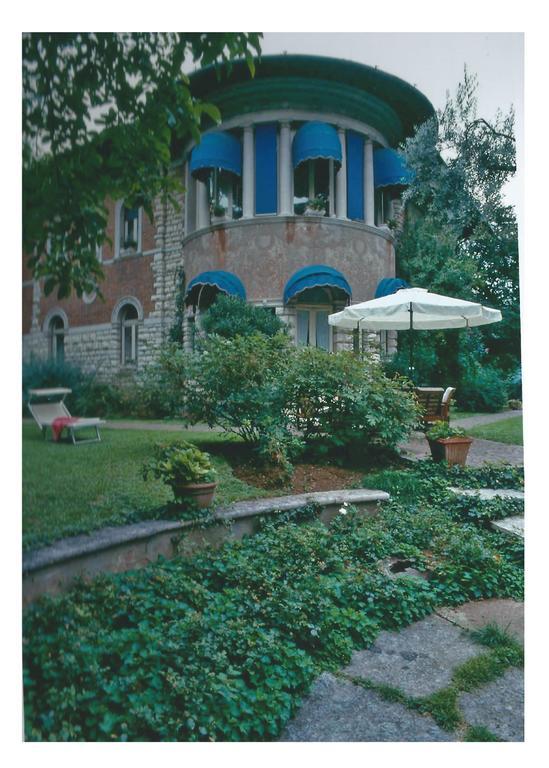 Villa V Брешия Экстерьер фото